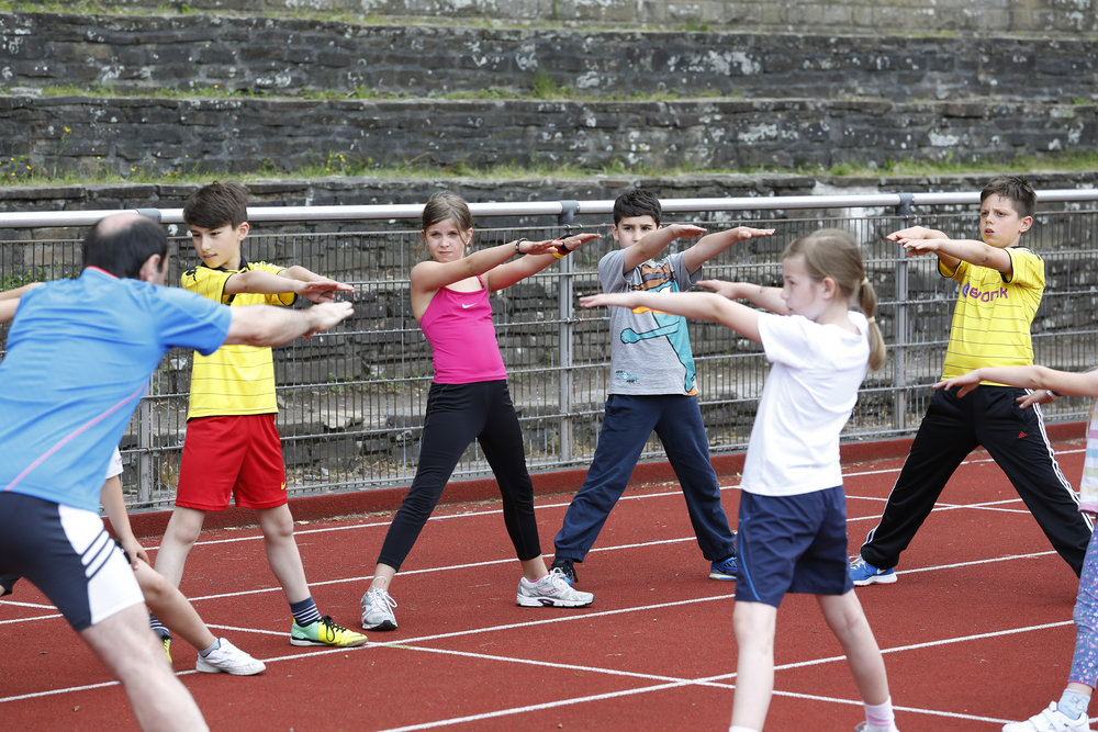 Kinder Laufen Leichtathletik Laufbahn