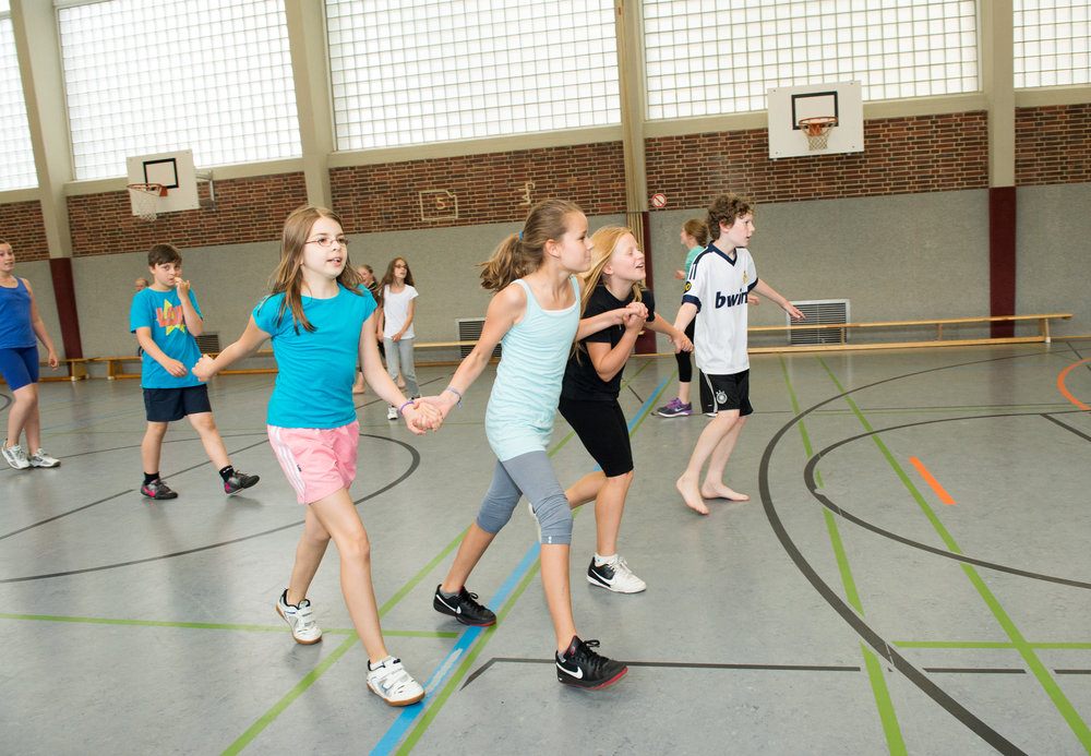 Kinder Tanzen Sporthalle Kreistanz