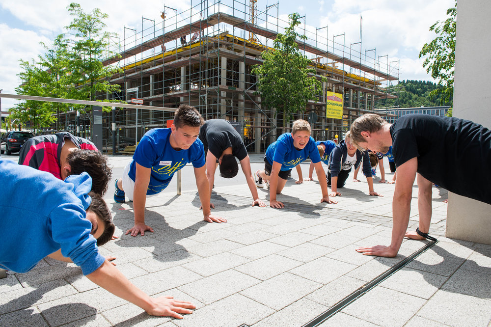 Gruppentraining im Freien – meinsportnetz.nrw